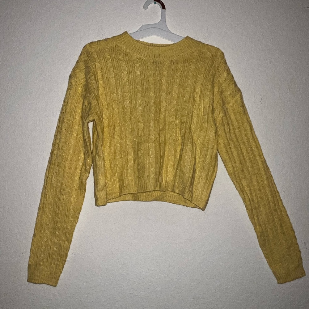 Cropped sweater